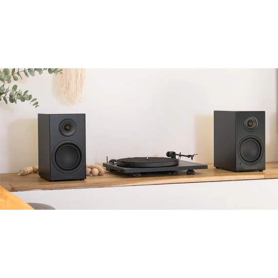 Triangle Elara LN01A aktív polcsugárzó pár, matt fekete