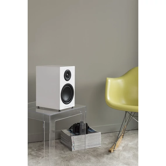 Triangle Elara LN01A aktív polcsugárzó pár, matt fekete